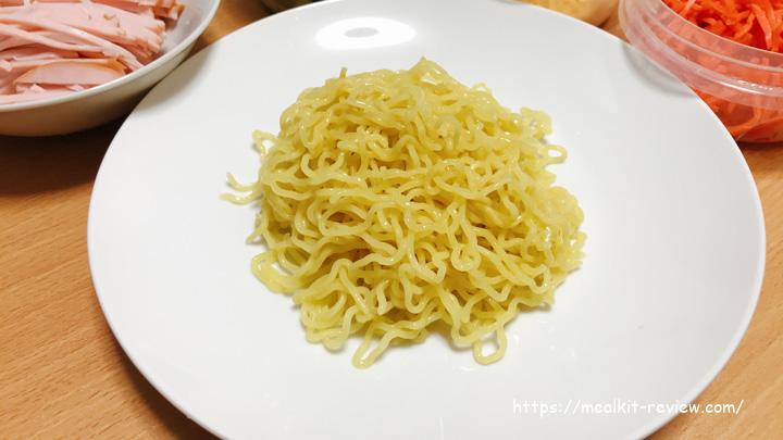 冷やし中華の麺