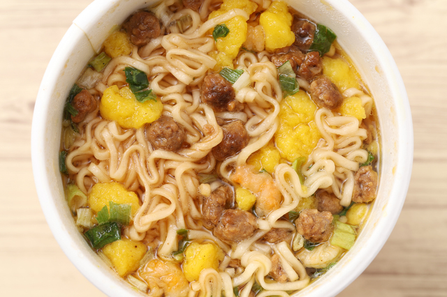 カップらラーメン 未開封